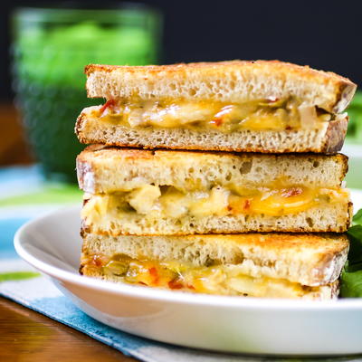 Grilled Chicken Sandwich Recipe with Cheese