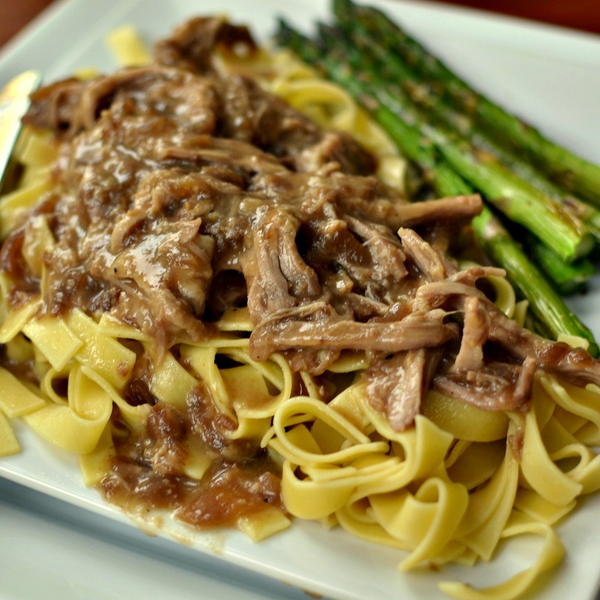 Slow Cooker Pork and Noodles