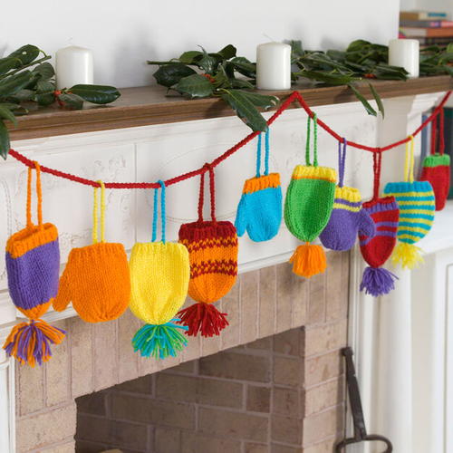 Bright Hats and Mitts Garland