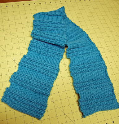 Textured Stripes Knit Scarf