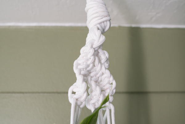 How to Make Macrame Plant Hangers Video