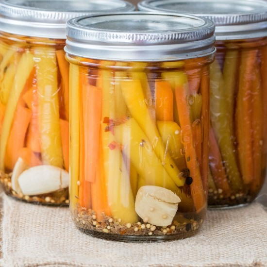  Easy Pickled Carrots