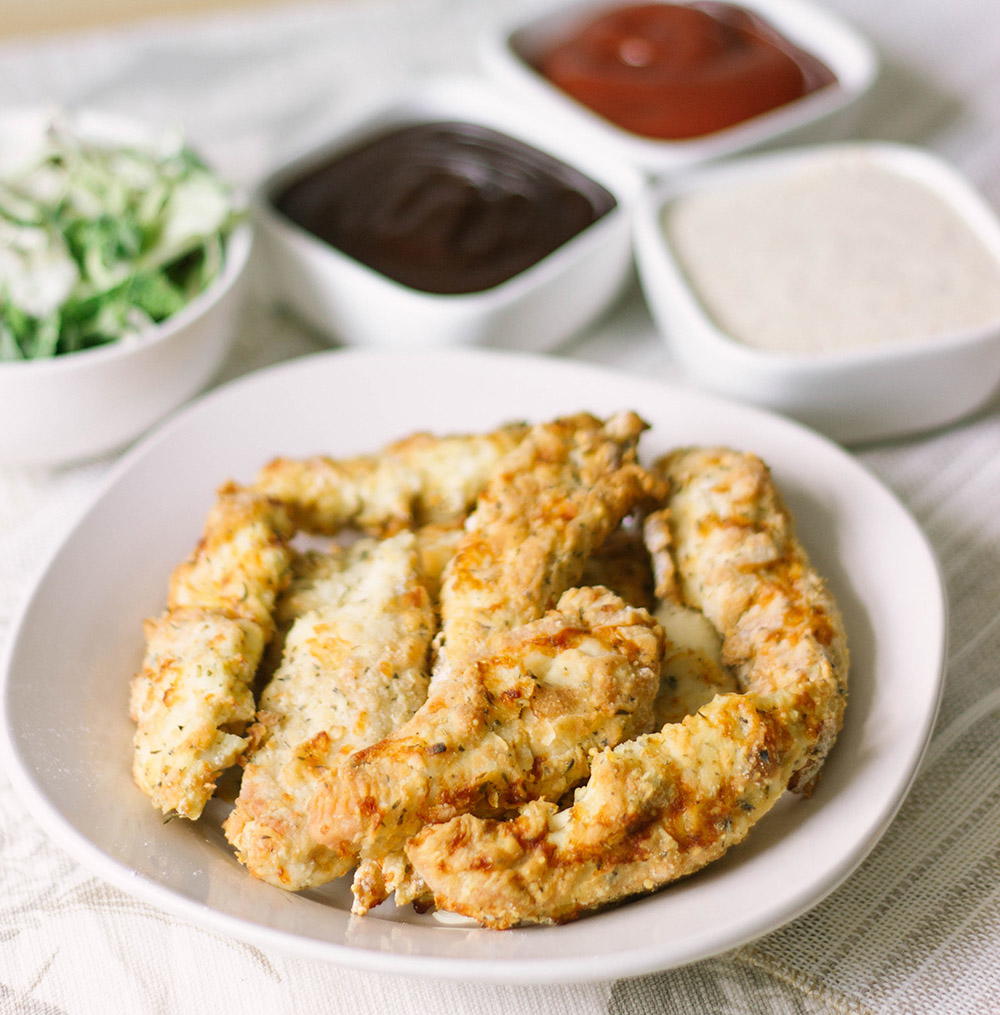 crispy air fried chicken strips Crispy air fryer chicken breast strips ...