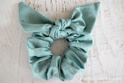 Easy DIY Scrunchies with Bows