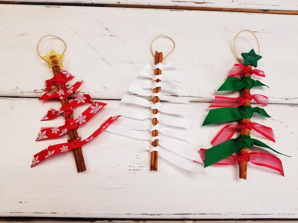 DIY Cinnamon Stick Christmas Tree Ornaments