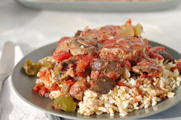 Slow Cooker Swiss Steak (Smothered Steak)