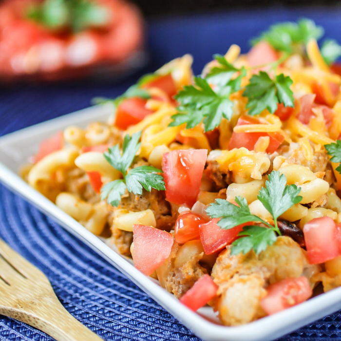 Slow Cooker Cheeseburger Casserole | RecipeLion.com