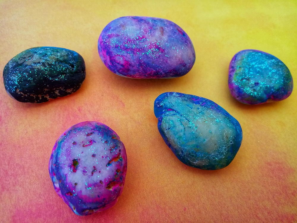 Glitter Galaxy Rocks | FaveCrafts.com