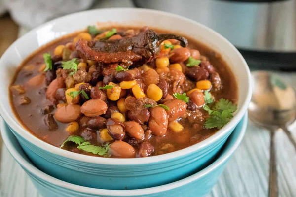 Instant Pot Bean Soup with Chipotle and Corn