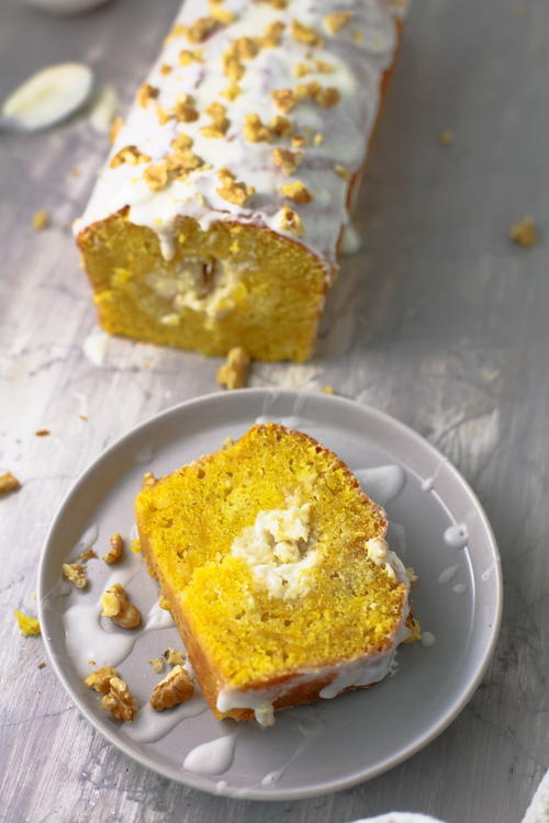Bakery Style Pumpkin Bread with Cream Cheese Filling