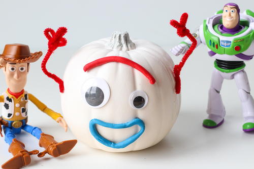 DIY Toy Story 4 Forky Pumpkin | AllFreeHolidayCrafts.com