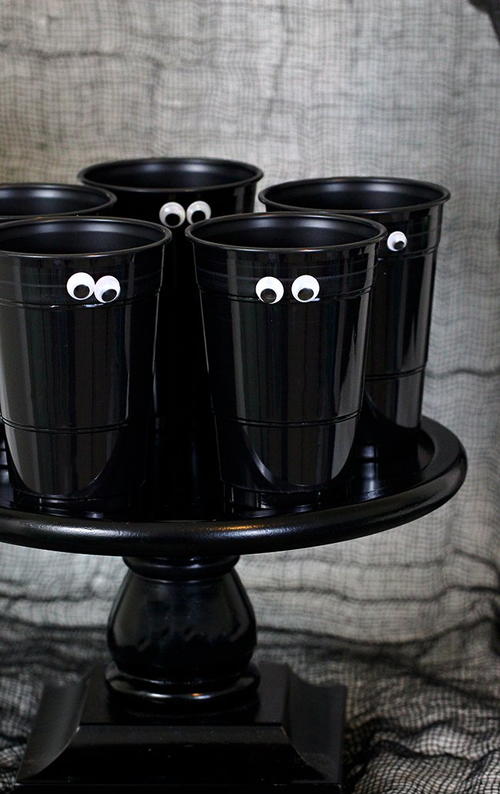 DIY Spooky Halloween Party Cups