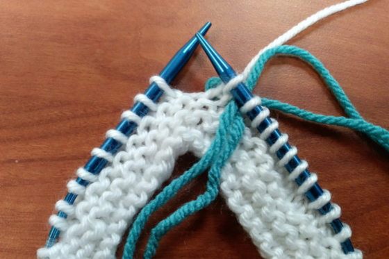 Roositud Knitting on the Right Side Step 3