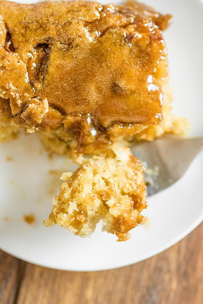 Mom's Best Apple Cake