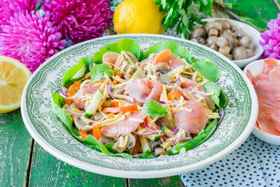 Italian Salad with Smoked Salmon