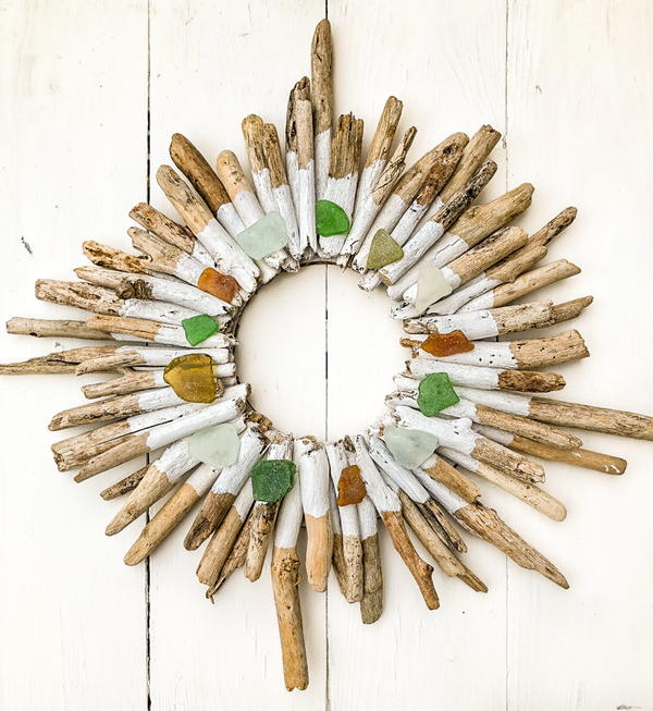 Winter Driftwood Wreath