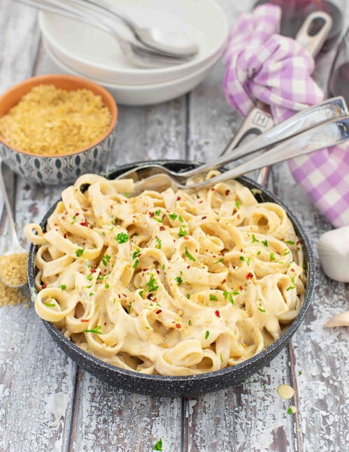 Roasted Garlic Vegan Alfredo