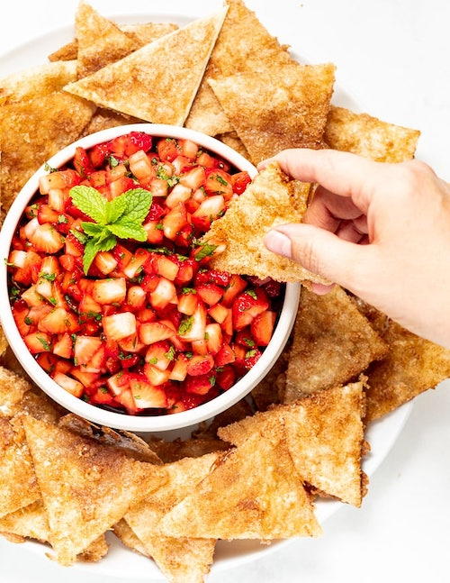 Dessert Strawberry Salsa with Cinnamon Chips