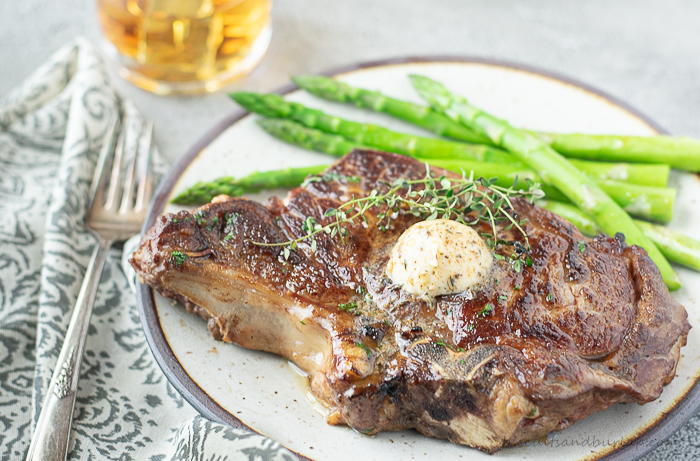 Creole Butter with Herbs for Steak | FaveSouthernRecipes.com