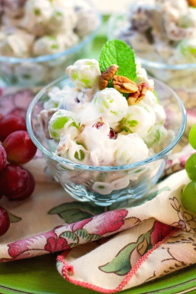 Creamy Delicious Grape Salad