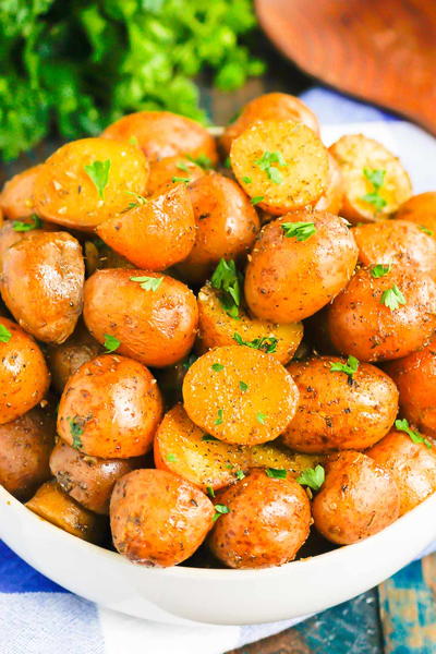 Instant Pot Garlic Herb Potatoes