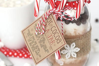 Hot Cocoa In A Jar Gift Idea