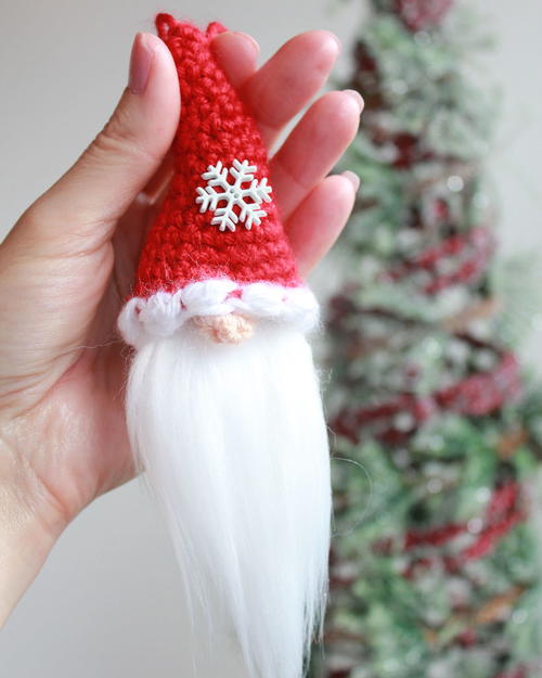 Santa Gnome Christmas Ornament AllFreeCrochet santa-gnome-christmas-ornament-allfreecrochet
