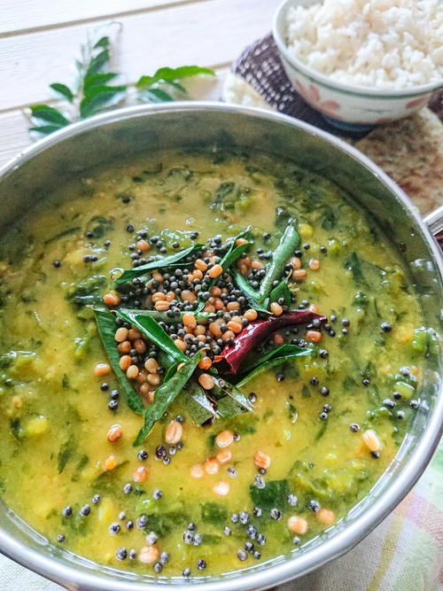 easy lentil curry (dal) with spinach