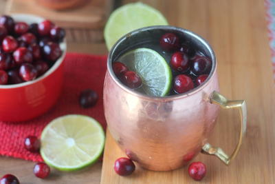 CRANBERRY MOSCOW MULES