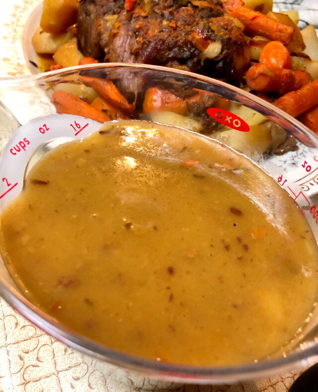 3 Ingredient Beef Gravy | RecipeLion.com