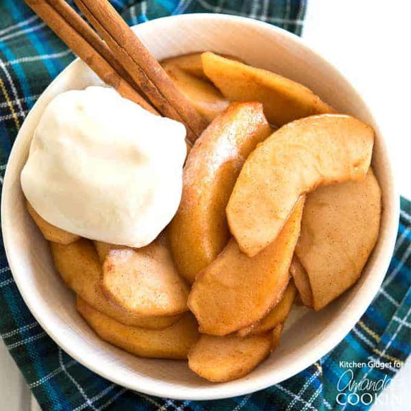 Slow Cooker Cinnamon Apples