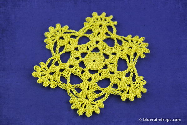 Easy Delicate Crochet Snowflake