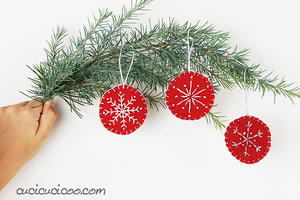 Download Diy Snowflake Embroidered Christmas Ornaments From Recycled Felt Allfreesewing Com PSD Mockup Templates