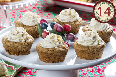 Mrs Claus Holiday Cookie Cups