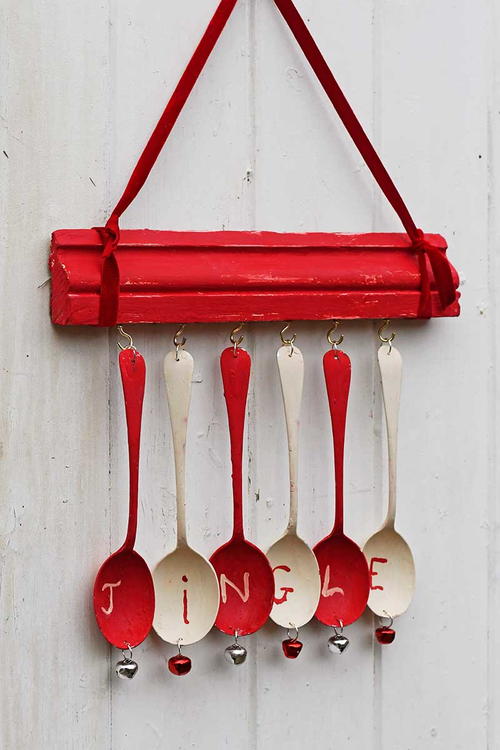 Upcycled Spoon Wind Chimes for Christmas