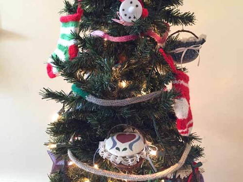 Diy christmas tree garland DIY Christmas Tree Garland | FaveCrafts.com