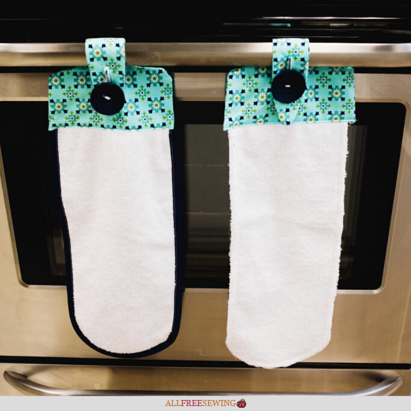 Hanging Kitchen Towels With Button (Free Pattern)