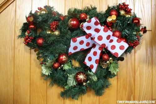 Minnie Mouse Christmas Wreath