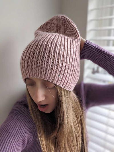 Queen Ribbed Beanie