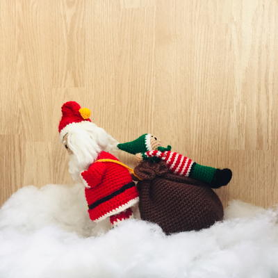 Santa And His Lazy Elf