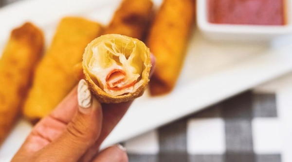 Pizza Rolls With Egg Roll Wrappers