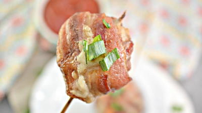 Bacon Cheeseburger Lollipops | Bacon Wrapped Beef Appetizers