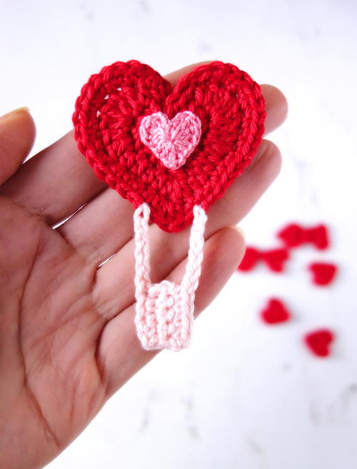 Crochet Heart Air Balloon Applique