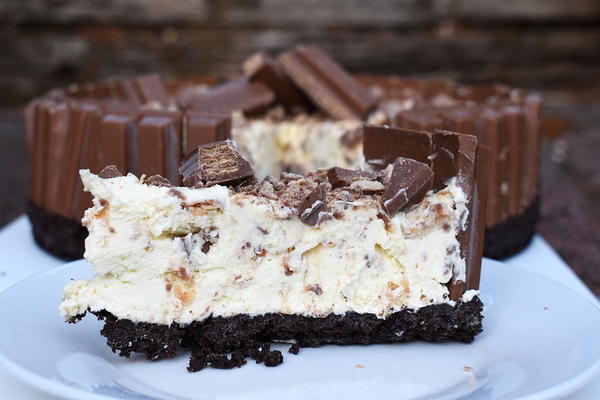 Kitkat Cheesecake 