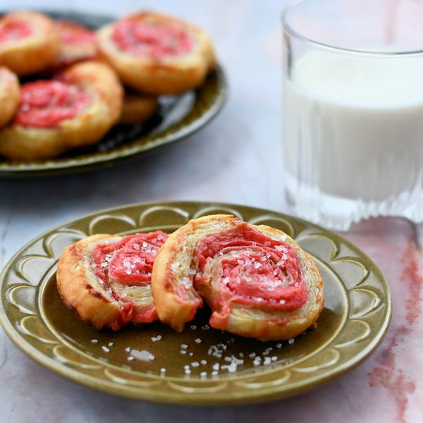 Puff Pastry Recipe: Raspberry Pinwheels