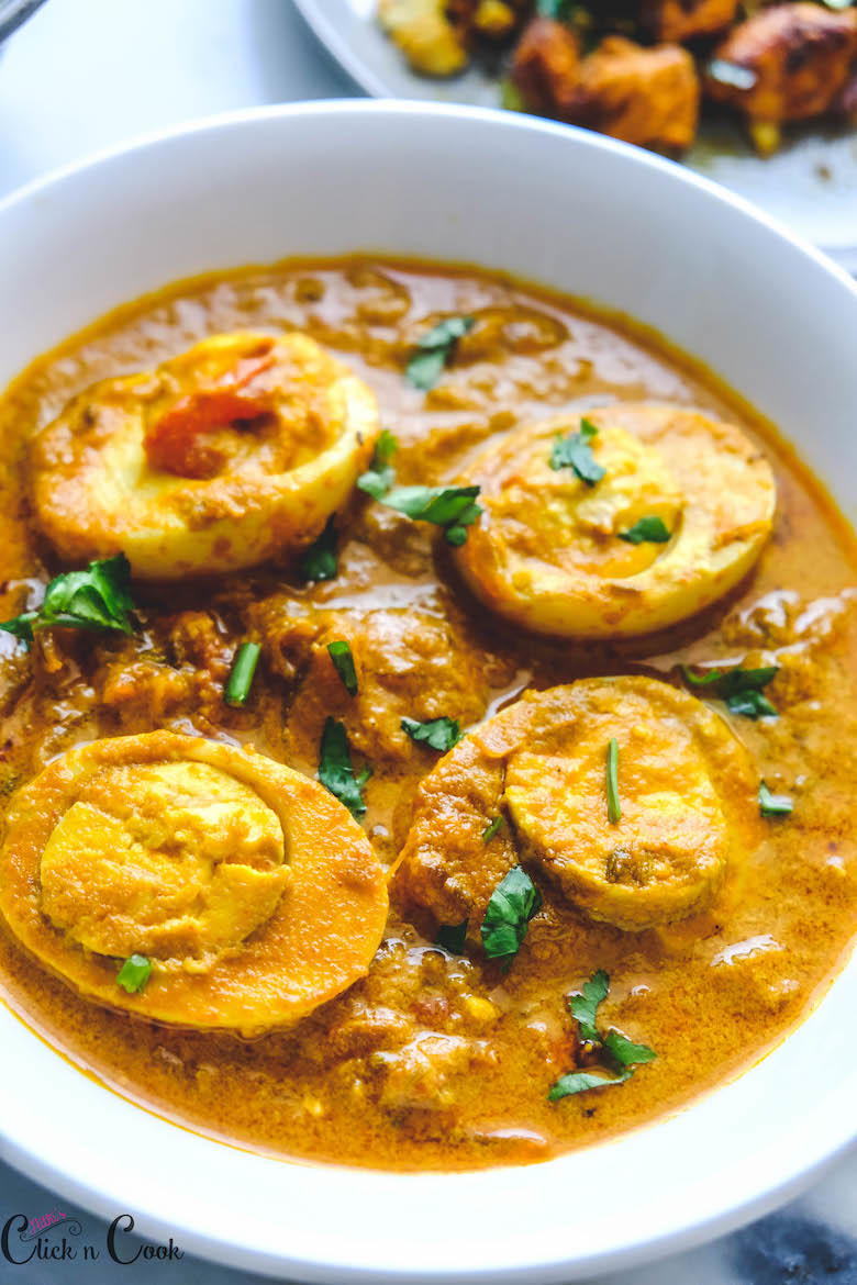 Egg Curry | RecipeLion.com