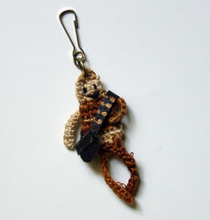 Crochet a Teeny Chewbacca Zipper Pull