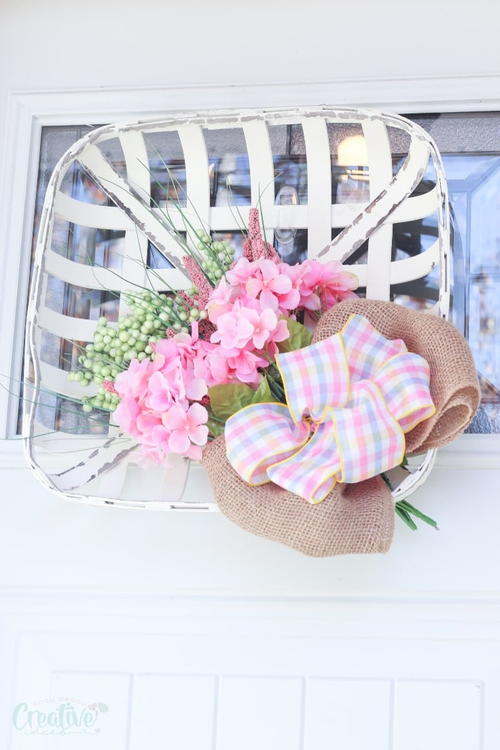 Tobacco Basket Wreath