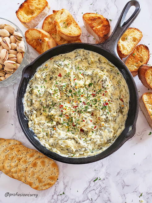 Classic Spinach Artichoke Dip