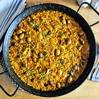 Making A Spanish Paella For 4 People For Under $10